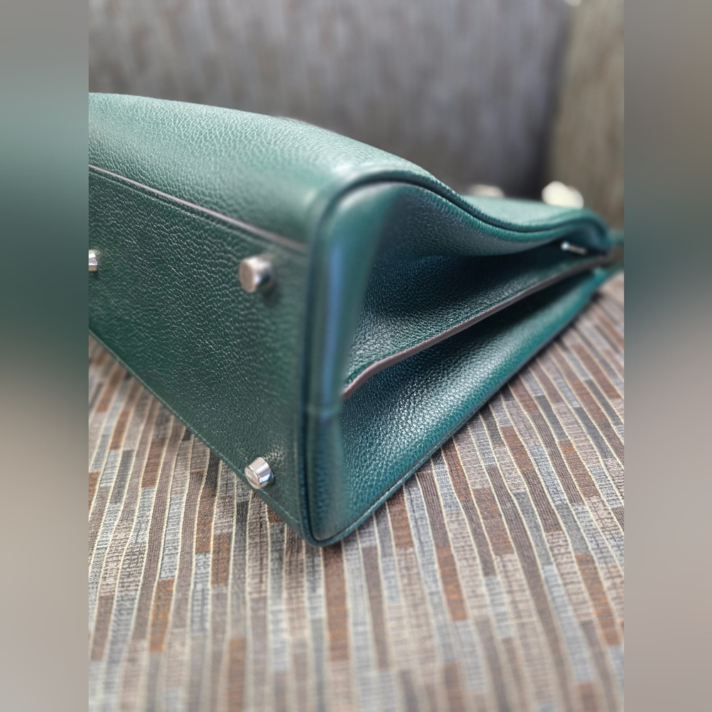Gucci Green Satchel with Gold Hardware - Picture 13 of 16